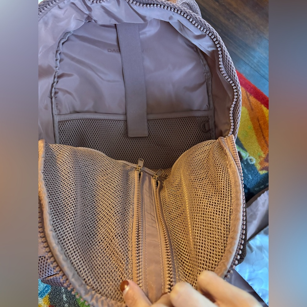 Dagne Dover mauve pink Backpack bundle with matching crossbody &attachable pouch - Picture 9 of 12